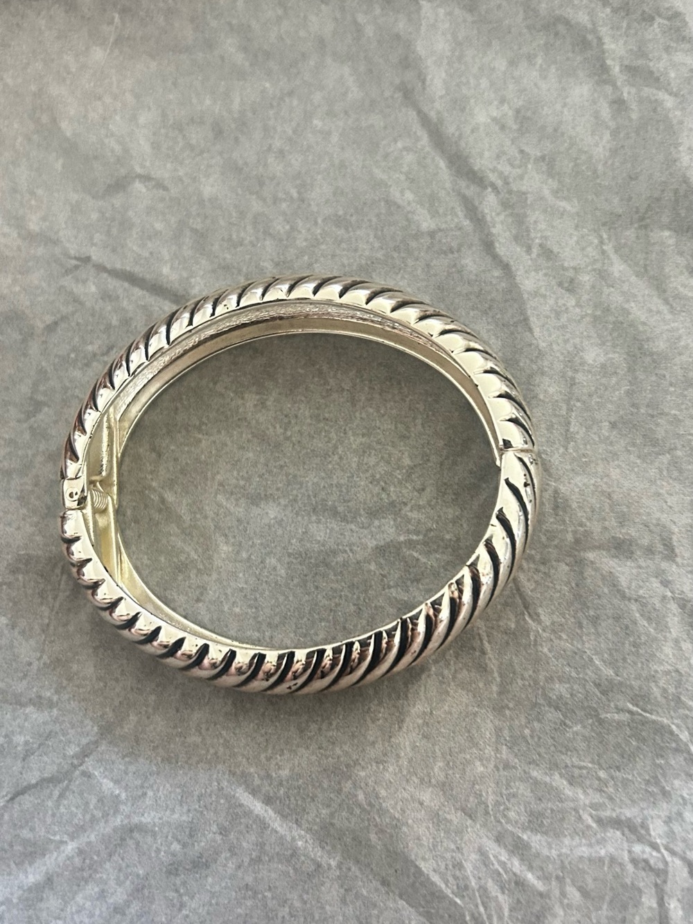 Vintage Silver-Tone Twisted Rope Hinged Bangle Bracelet